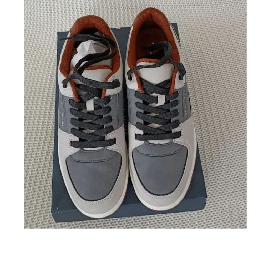 Tommy‎ Hilfiger Tenito Mens Light Gray Low Top Sneakers Size 10 M Memory Foam